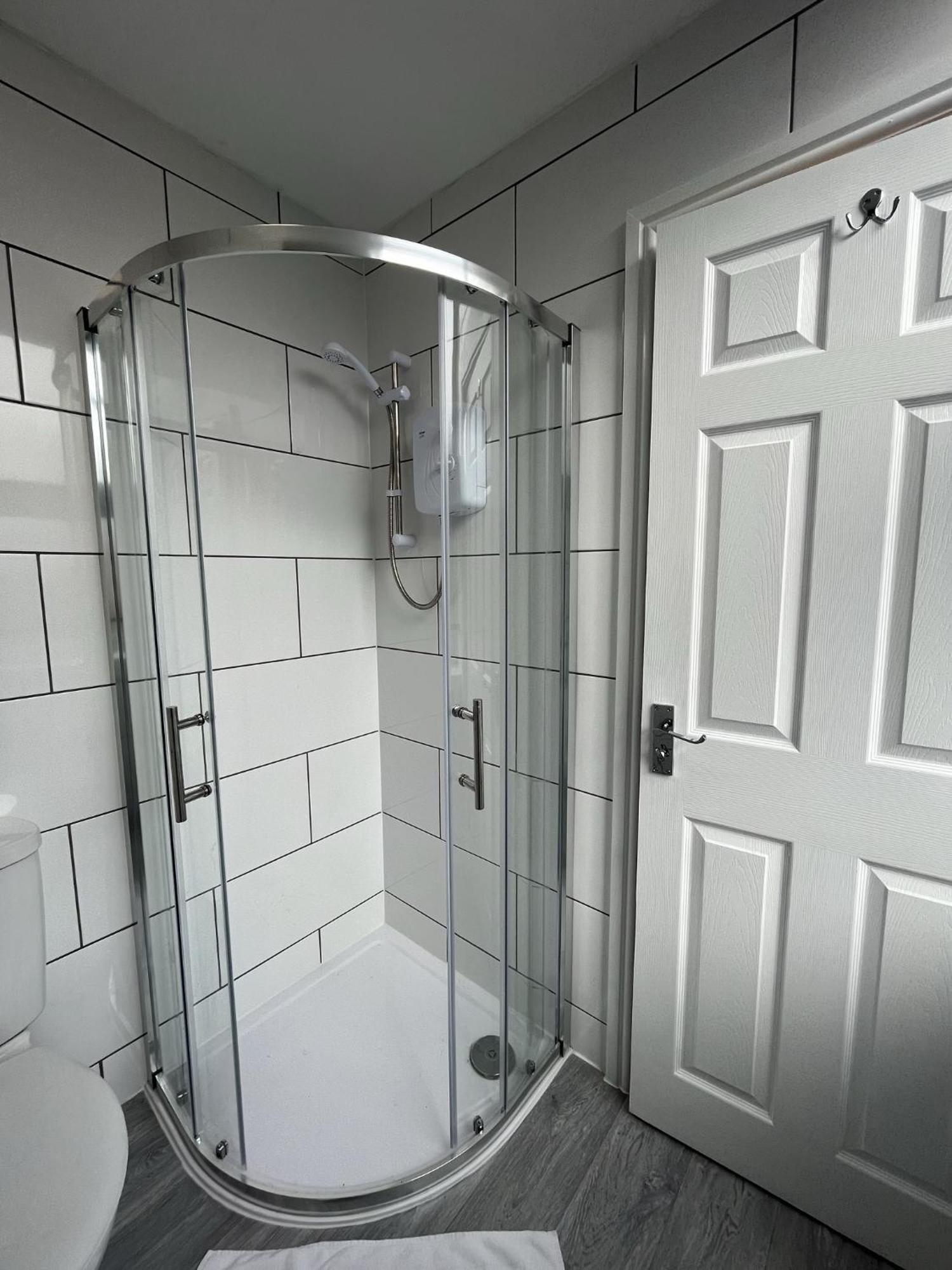 Modern 1 Bed Studios For Comfy Stay In Preston Preston  Oda fotoğraf